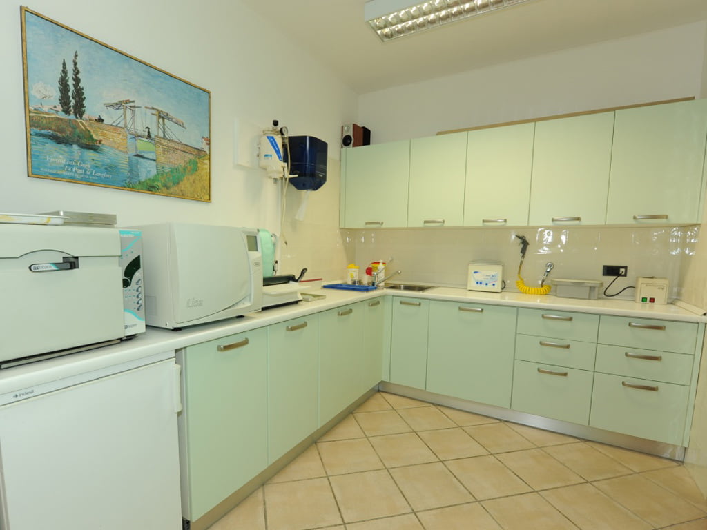 sala sterilizzazione studio dentistico